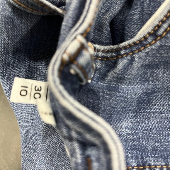 Loft, Cut off Blue Jeans. - Picture 4 of 4